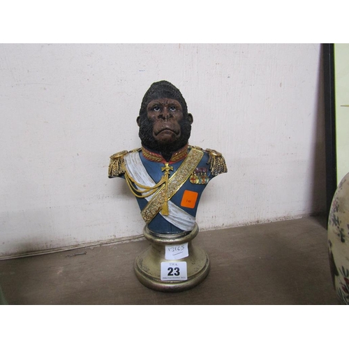 23 - GORILLA GENERAL BUST