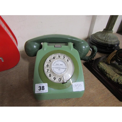 38 - VINTAGE TELEPHONE