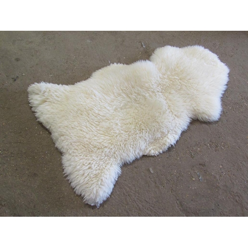 793 - SHEEPSKIN RUG