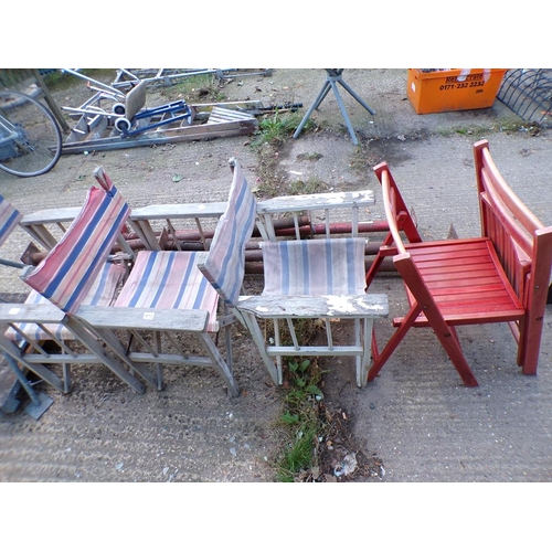 973 - DECKCHAIRS