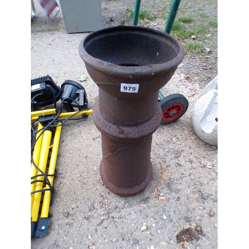 975 - CHIMNEY POT