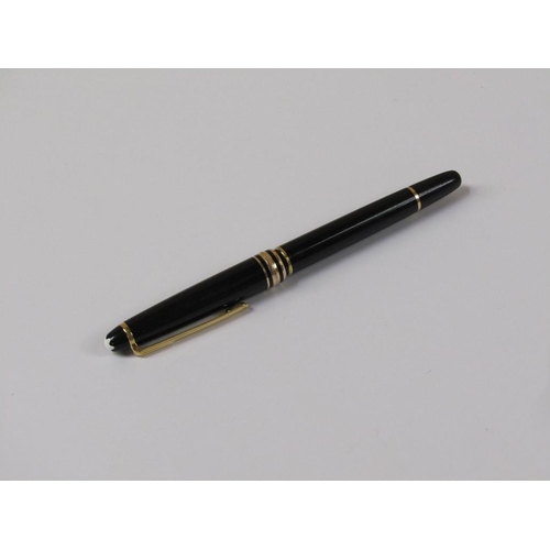 1535 - MONT BLANC FOUNTAIN PEN WITH 14ct NIB