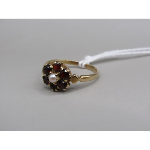 1584 - 9ct GOLD SEED PEARL AND GARNET RING SIZE L