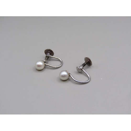 1629 - PAIR OF 9ct WHITE GOLD AND PEARL SCREW EARRINGS IN FITTED BOX