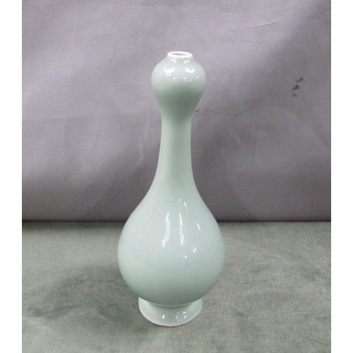 1796 - CHINESE CELEDON GLAZED VASE, 18CM H