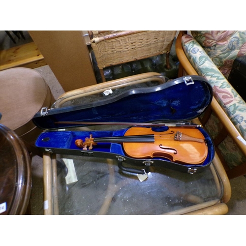 873 - VIOLIN IN CASE