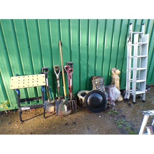 946 - STATUES, GARDEN TOOLS, WORKMATE, GARDEN MOULDS ETC