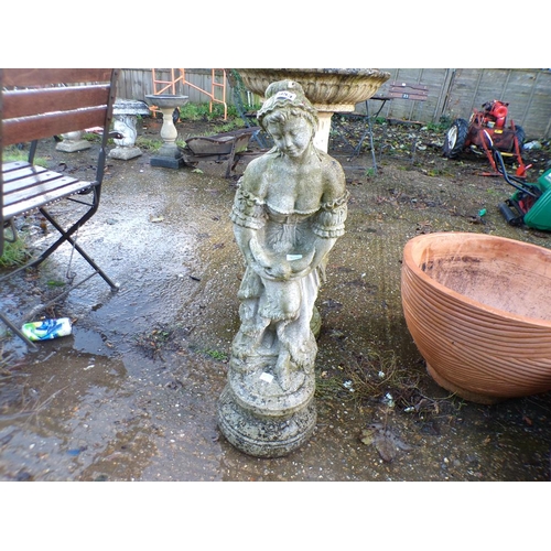 953 - GARDEN STATUE