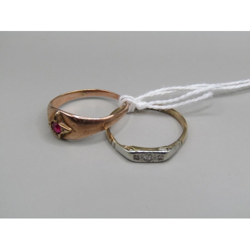 1589 - TWO 9ct GOLD RINGS, BOTH STONE SET.  4g TOTAL WEIGHT