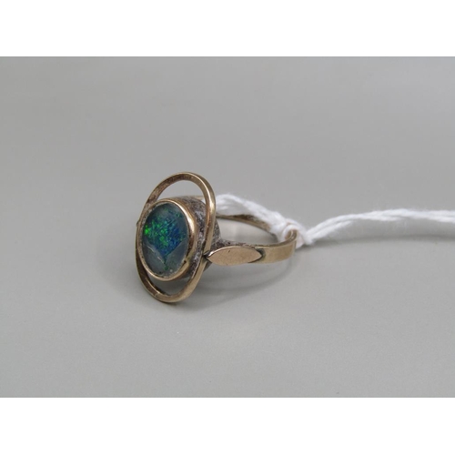 1610 - 9ct GOLD OPAL SET RING SIZE M