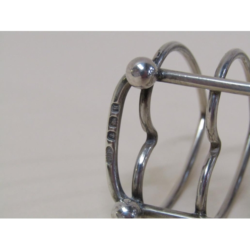 1639 - SILVER FOUR DIVISION HEART TOAST RACK - 1.3ozt