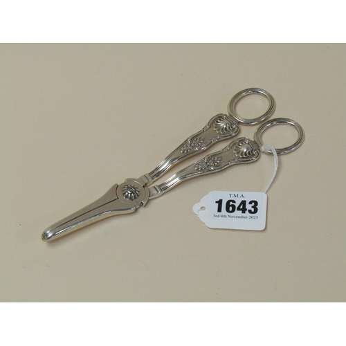 1643 - PAIR OF SILVER GRAPE SCISSORS 3.5ozt