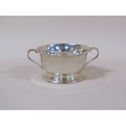 1768 - SMALL TWO HANDLED SILVER BOWL, 2.1ozt