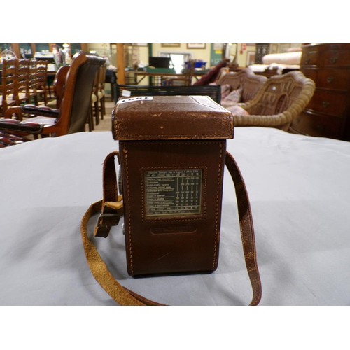 1551 - ROLLEIFLEX FRANKE AND HEIDECKE CAMERA IN BROWN LEATHER CARRY CASE