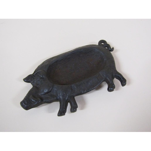 82 - A late Victorian cast iron trinket dish in the form of a boar, 13cm w.