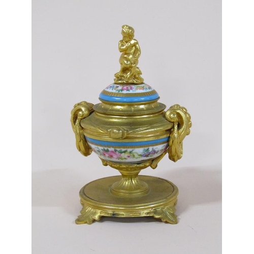 97 - A late 19c/early 20c ormolu ink stand with porcelain mounts, the hinge cover with a cherub finial, 1... 