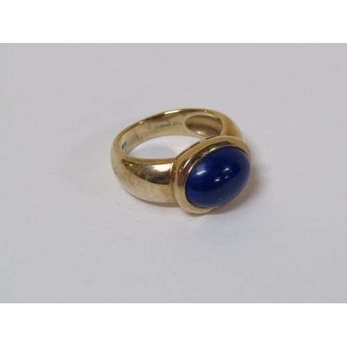 124 - A 9ct gold oval lapis lazuli ring, size L, 5.5g total weight.