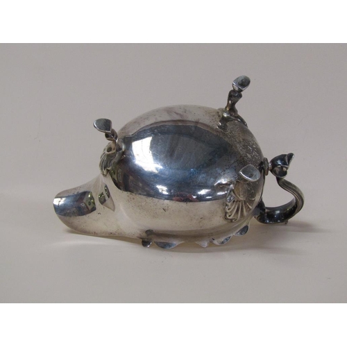 144 - An early 20c Georgian style silver sauce boat with shaped edges and double scroll handle, supported ... 