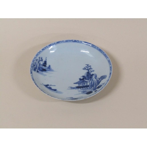 170 - A Chinese blue and white Export tea bowl and saucer, saucer 12cm diam, tea bowl 4.5cm h.