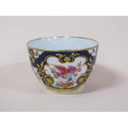 185 - An 18c Worcester Dr. Wall exotic bird sugar bowl on a blue mottled ground, exotic birds, flowers and... 