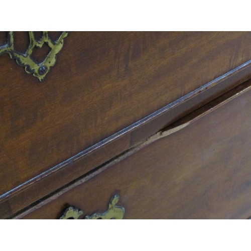 260 - A late 18c/early 19c mahogany chest of two short and three long graduated drawers, within reeded spl... 