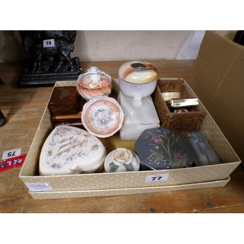 77 - DRESSING TABLE POTS, BOXES AND COMPACTS