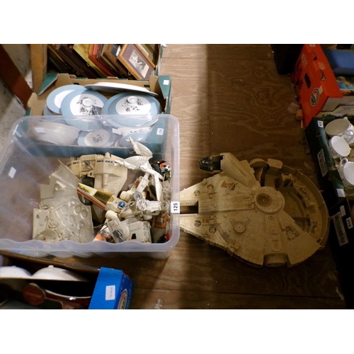 125 - BOX OF VINTAGE STARWARS MODELS