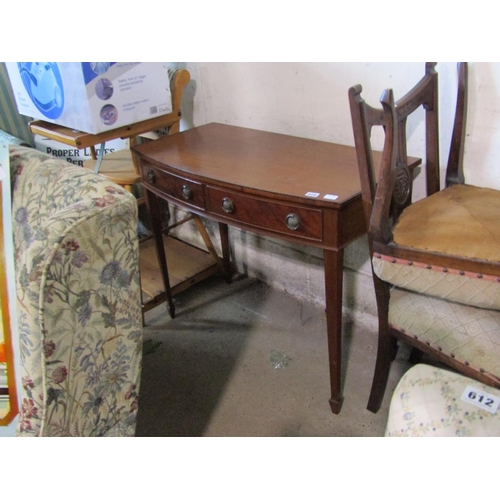 609 - 19c MAHOGANY SIDE TABLE