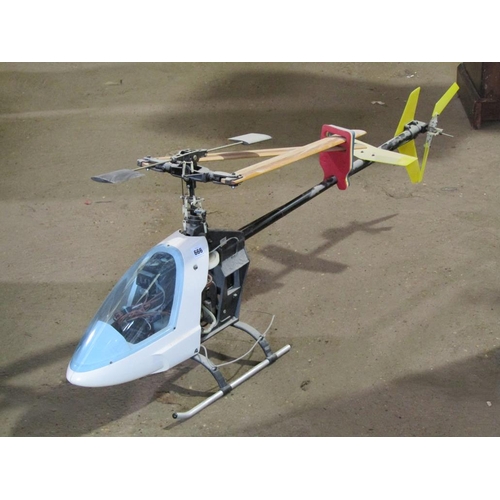 666 - MODEL RC HELICOPTER