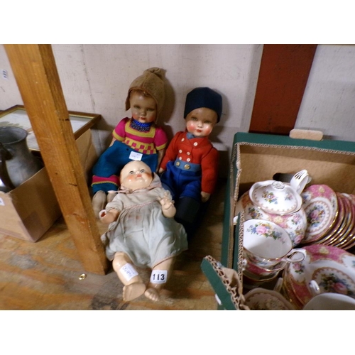 113 - VINTAGE DOLLS