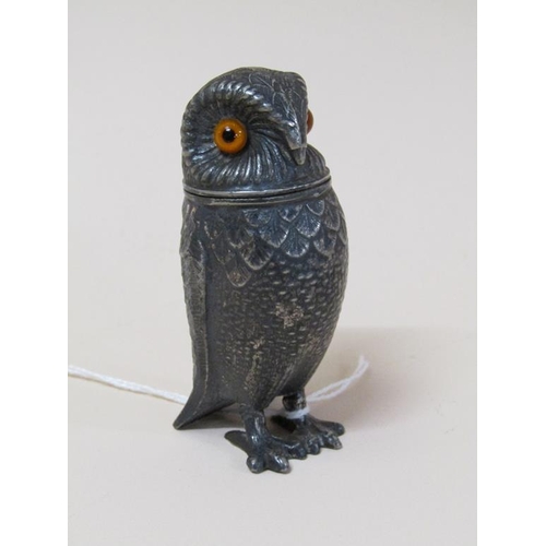 1514 - EARLY 20c PEWTER PEPPER POT IN THE FORM OF AN OWL