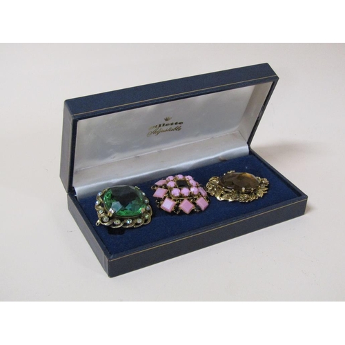 1521 - BOX OF THREE COSTUME BROOCHES