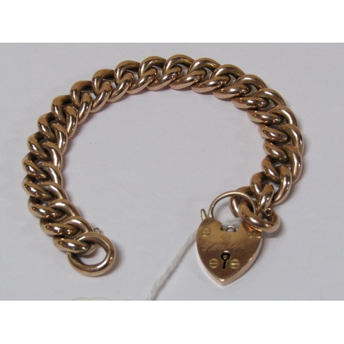 1530 - 9ct GOLD HEAVY LINK BRACELET WITH A HEART SHAPED PADLOCK, 26.6g