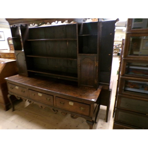 1893 - LATE 18C/EARLY 19C DERBYSHIRE OAK THREE DRAWER DRESSER WITH RACK, 193CM W, 200CM H