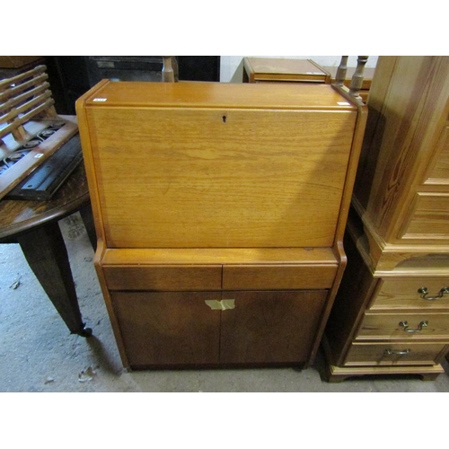 571 - TEAK BUREAU