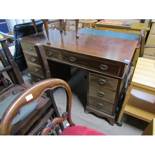 580 - EDWARDIAN DESK