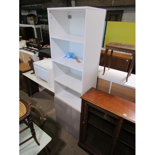 888 - WHITE BOOKCASE