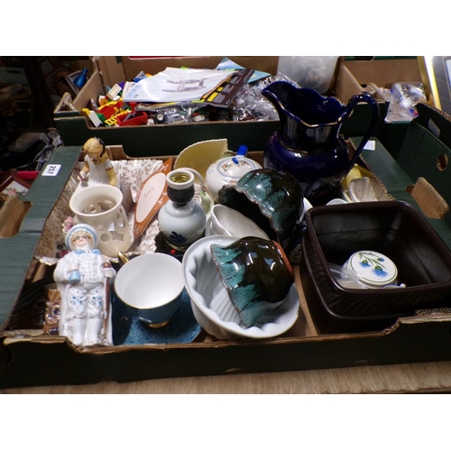 257 - MIXED CERAMICS, ORNAMENTS, TEAWARES ETC