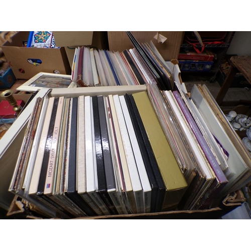 510 - LARGE QTY OF RECORDS