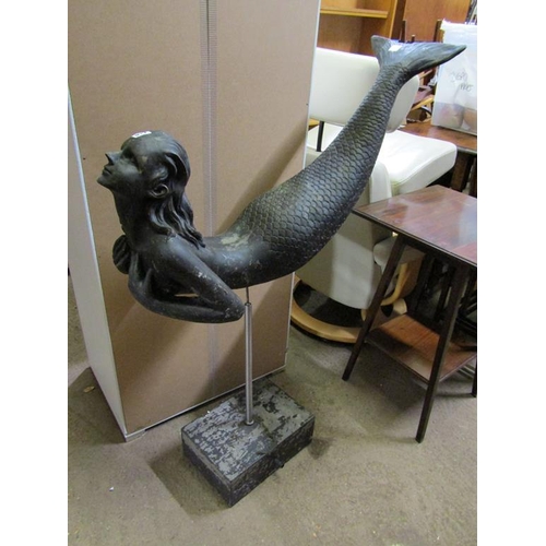 917 - MERMAID SCULTPURE