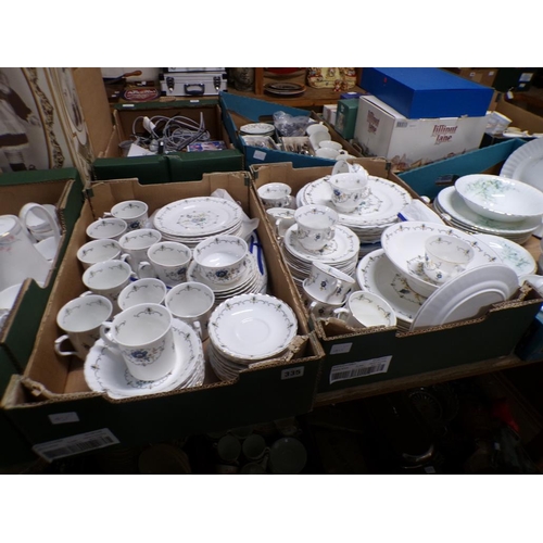 335 - MAYFAIR CHINA SERVICE