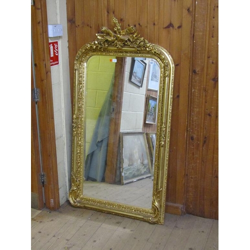 1221 - REPRO GILT MOULDED AND CARVED WALL MIRROR, 160CM X 83CM