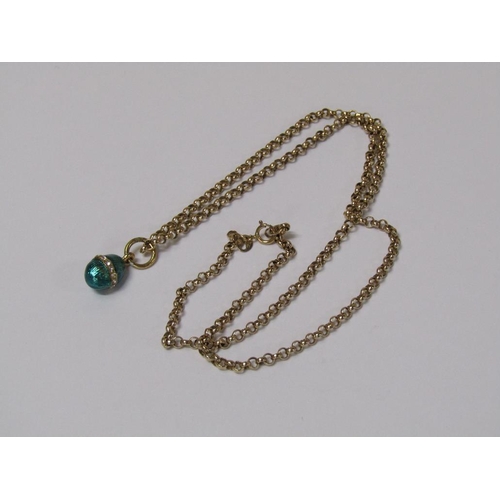 1506 - 9CT GOLD CHAIN WITH ENAMEL EGG SHAPED PENDANT, TOTAL 4.5g