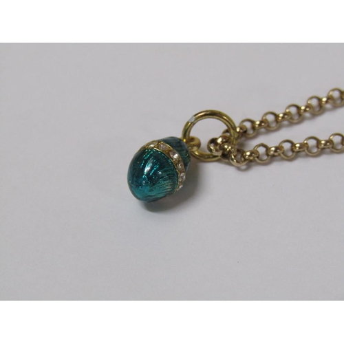 1506 - 9CT GOLD CHAIN WITH ENAMEL EGG SHAPED PENDANT, TOTAL 4.5g