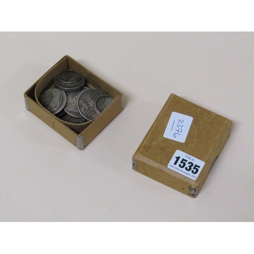 1535 - BOX OF MIXED COINS TO INC. CARTWHEEL PENNIES AND OTHER ANTIQUE COPPER COINS, 1893 VICTORIAN CROWN, 1... 