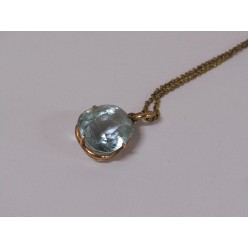 1569 - GOLD MOUNTED BLUESTONE PENDANT ON GILT METAL CHAIN