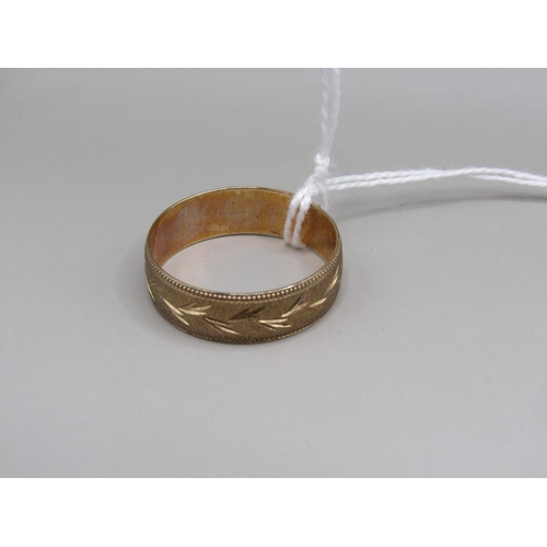 1588 - 9ct GOLD ENGRAVED BAND SIZE X, 3.3g