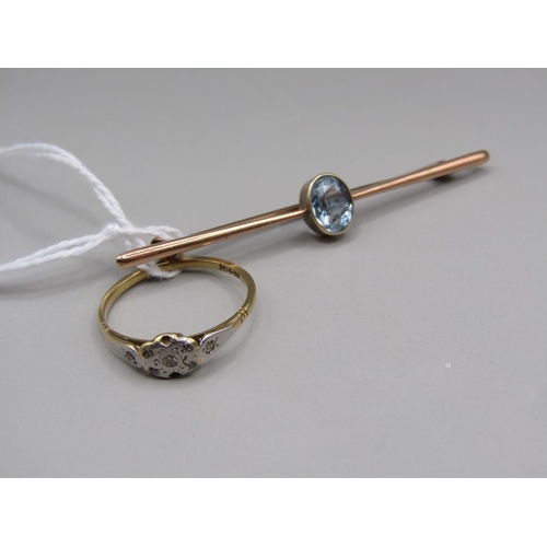 1598 - 18ct GOLD STONE SET RING AND A 9ct GOLD BAR BROOCH