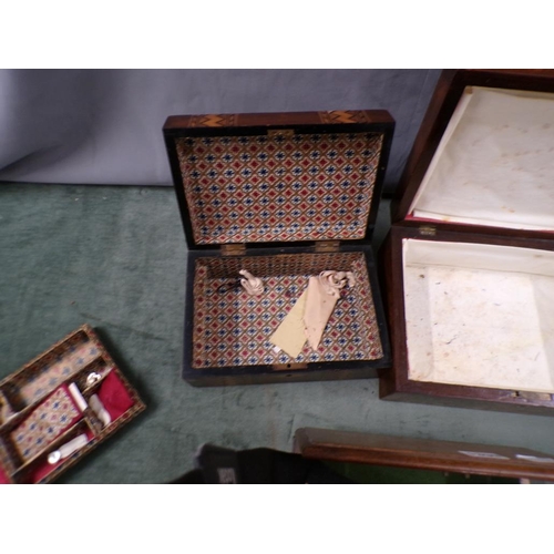 1399 - THREE TUNBRIDGE AND MARQUETRY DECORATED BOXES, LARGEST 28cms W