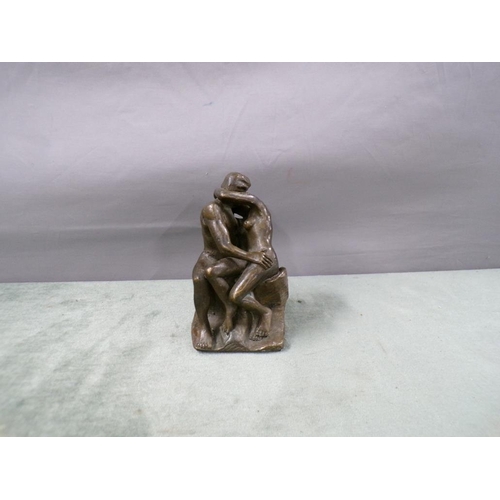 1448 - BRONZED PATINATED METAL GROUP OF TWO FIGURES EMBRACING, 12CM H